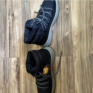 NEW Womens Columbia Winter Boots Size 8